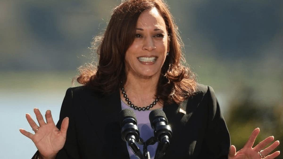 Kamala Harris leaves for Romania as Refuge crisis in Ukraine gets tensed