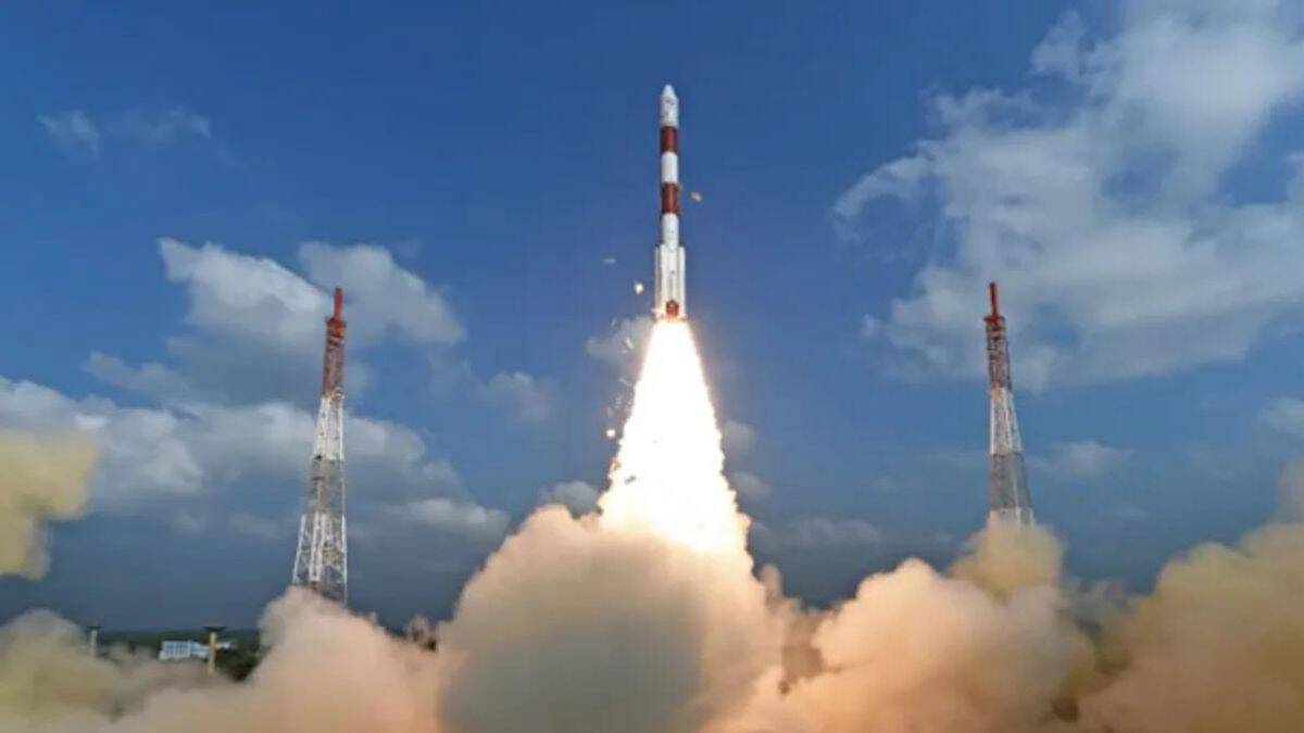 ISRO Completes Human-Rated S200 Rocket Booster Test for Gaganyaan Mission in 2023