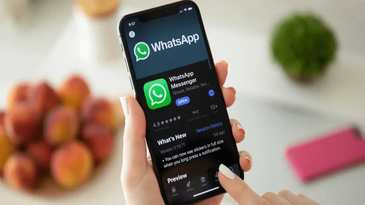 Will WhatsApp stop working on these Iphones?