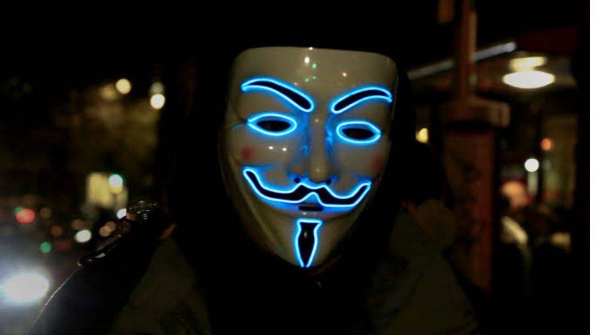 Anonymous Украина why?