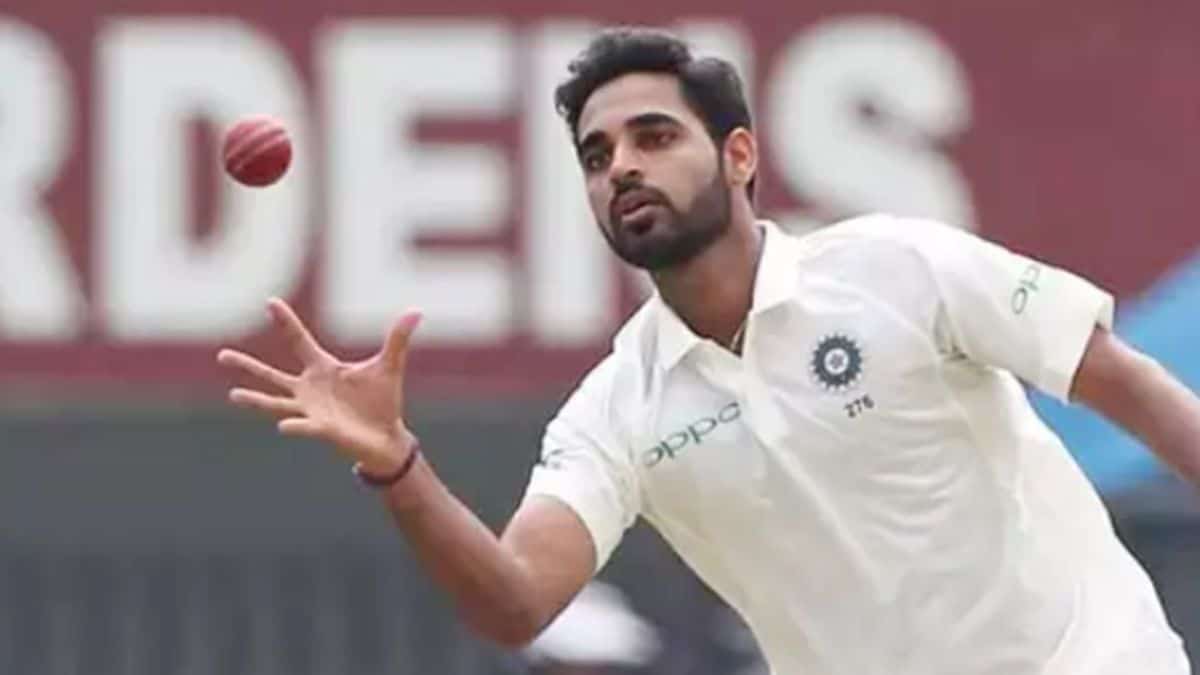 Bhuvneshwar Kumar King of bowling in IPL since 2014