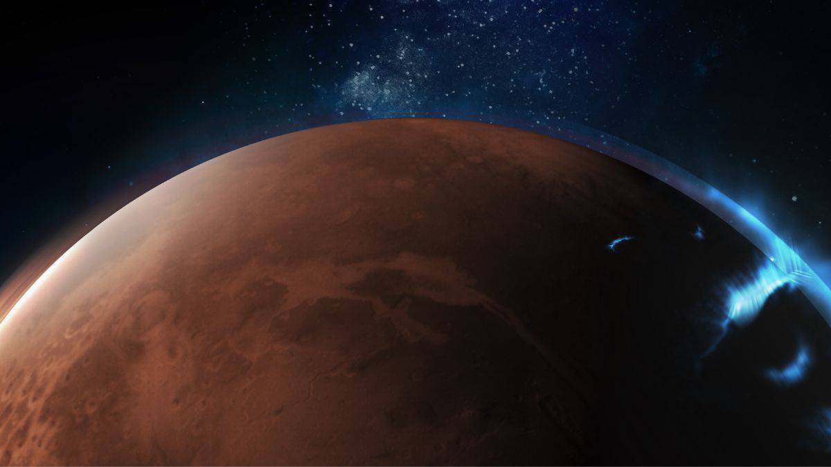 A patchy new aurora variation above Mars has been discovered by EMM