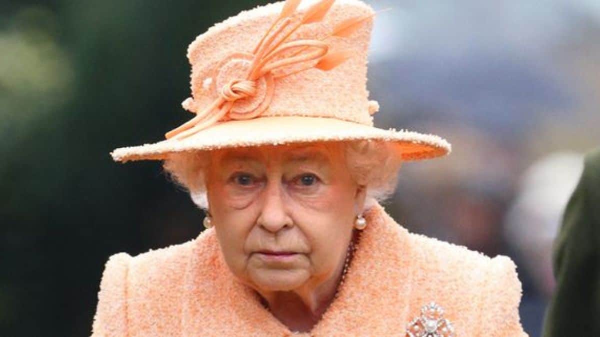 Some in sorrow, Celebration for some: Irish Twitter celebrates the demise of Queen Elizebeth II