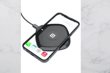 Buy Croma 15W 3-in-1 Wireless Charger for iPhone 8 Series, X, XS