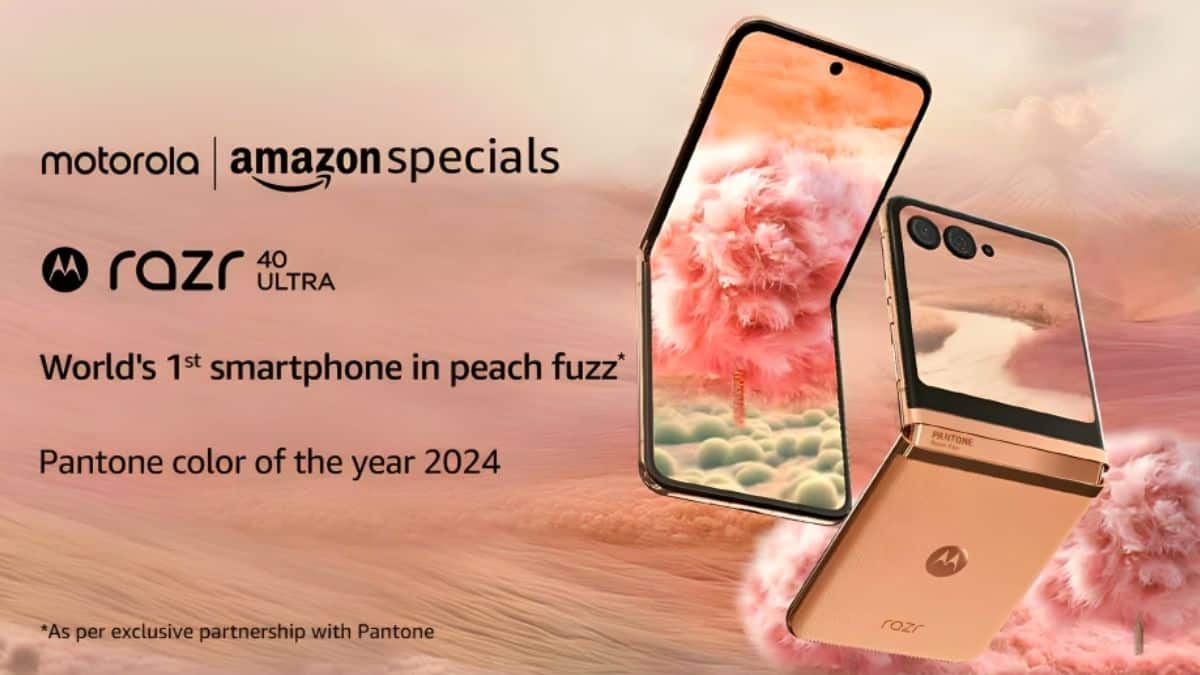 Motorola Razr 40 Ultra World's 1st Smartphone in Peach Fuzz Color;   Specials Product in India - The Tech Outlook