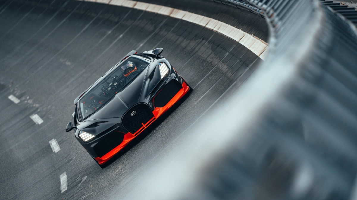 Bugatti W16 Mistral Sets A New World Speed Record For An OpenTop Car The Tech Outlook